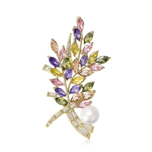 Luxury Copper Zirconia Flower Bouquet Brooch Elegant Multicolored Zircon Artificial Pearl Brooch Pin For Women Coat Jewelry Gifts