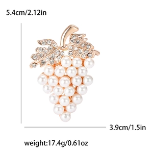 Elegante spilla a uva dorata con perle bianche e strass scintillanti