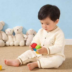 Newborn Baby Cotton Quilted Jumpsuit Warm Autumn Winter Bear Print Romper Long Sleeve Snap Pajamas For Infants