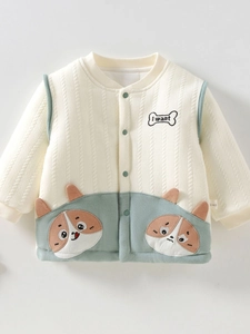 Dik gebreid babyvest met cartoon hondenzakken in de kleuren roomwit en saliegroen