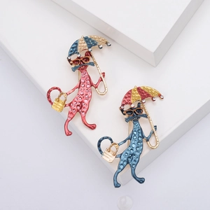 Cute Alloy Enamel Cat Brooch Umbrella Handbag Rhinestone Accents Cartoon Animal Lapel Pin Women Jewelry Gift Accessory