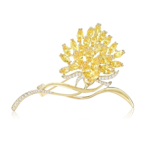 Luxury Copper Yellow Zirconia Flower Brooch For Women Elegant Plant Shape Brooch Pin For Coat Dress Banquet Jewelry
