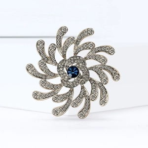 Élégante Broche Fleur pour Femme en Alliage Plaqué Argent Avec Pierre Bleue Strass Scintillants Bijoux pour Costume Manteau Robe