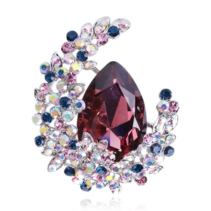 Luxurious Water Drop Alloy Rhinestone Brooch For Women Elegant Heart Shaped Crystal Pin Fashion Suit Coat Accessories