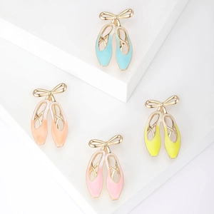 Élégante Broche Chaussons de Danse en Alliage Avec Nœud Papillon et Émail Coloré pour Costumes Femme Accessoires Bijoux Cadeau