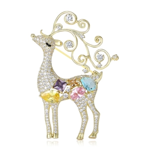 Élégante Broche Renne en Cuivre Zirconia Micro-pavé Pierres Précieuses Colorées Broche Animal pour Costumes Femmes Bijoux Décor