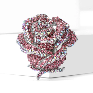 Broche de luxe rose en forme de fleur avec strass scintillants sur alliage d'argent