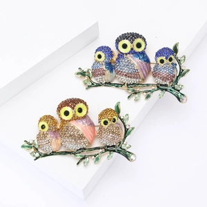 Broche Trois Chouettes en Alliage et Strass Design Animal de Dessin Animé Accessoire de Corsage pour Femmes Bijoux de Mode