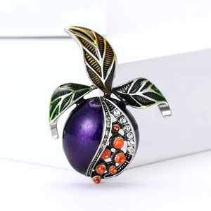 Exquise broche grenade vintage en émail avec fruit violet et cristaux étincelants