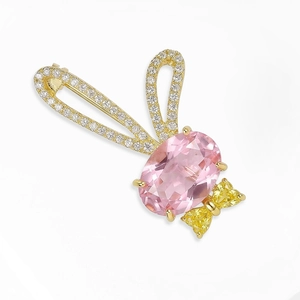 Broche lapin dorée avec cristal rose et pavé de strass au design minimaliste chic