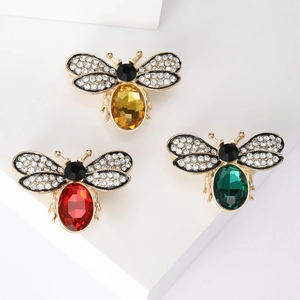 Vintage Luxury Bee Brooch For Women Alloy Rhinestone Insect Pin Costume Jewelry Accessories Elegant Suit Scarf Brooches