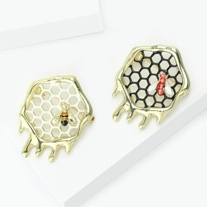 Broches abeille et nid d'abeille dorées élégantes pour pulls et écharpes