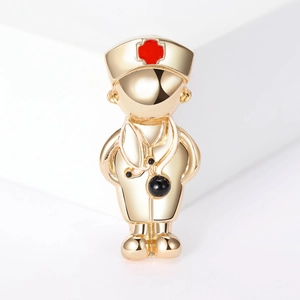 Creative gold alloy doctor brooch pin with nurse hat and stethoscope for medical staff
