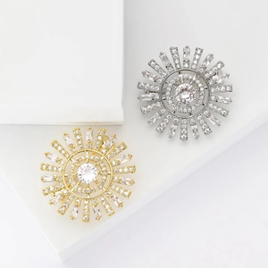 Eleganter Sonnenstrahl Sonnenblume Brosche Für Damen Mikro Eingelegte Zirkonia Kupfer Pin Mode Luxus Blume Kleidung Zubehör Schmuck