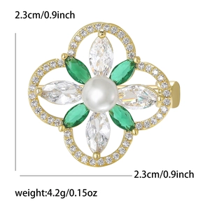 Luxuriöse Kleeblatt-Brosche mit grünen Kristallen und Perle, 2,3 cm Durchmesser für Damen