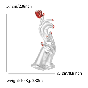 Detailed size chart for heart hands and rose enamel brooch showing 5.1cm height and 10.8g weight