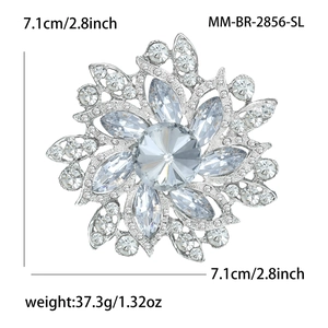 Broche tournesol élégante en argent avec cristaux pour robe de soirée et costume femme