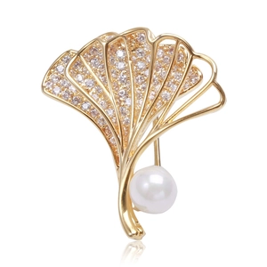Eleganter Kupfer Gold Ginkgoblatt Brosche Mit Weißer Künstliche Perle Und Glänzendem Zirkon Pflanzen Brustnadel Für Damen Schmuck