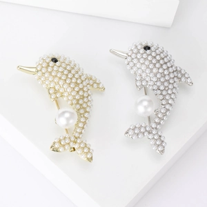 Cute Dolphin Brooch Alloy Artificial Pearl Rhinestone Marine Animal Corsage Elegant Gold Silver Dress Pins For Women Jewelry Gift