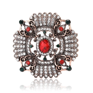 Vintage Baroque Style Alloy Rhinestone Brooch For Women Luxury Palace Floral Corsage Decoration Jewelry Gift Accessory