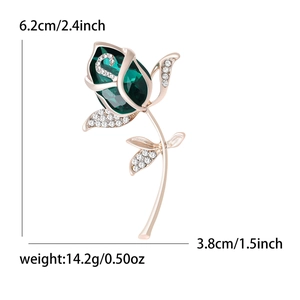 Eleganter Rosen-Anstecknadel mit grünen Kristallen und Strasssteinen, 6,2 cm x 3,8 cm