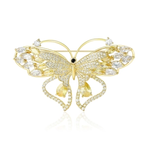 Exquisite Butterfly Brooch For Women Gold Plated Copper Inlaid Zirconia Pin Fashion Versatile Shirt Accessory Simple Elegant Jewelry