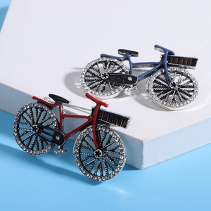 Vintage Alloy Rhinestone Bicycle Brooch Pin Three Dimensional Cute Painted Bike Brooch Decoration Gift For Clothes Unisex