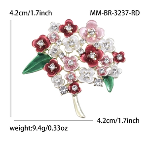 Chic enamel hydrangea flower brooch with rhinestones and gold leaf details, 4.2cm diameter