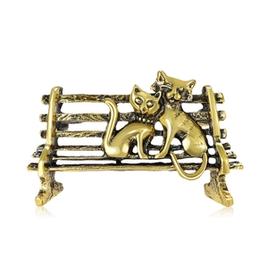 Broche En Alliage Vintage Chat Sur Banc Épingle Rétro Animal Revers Épingle Or Argent Antique Bijoux Pour Femmes Hommes Accessoires