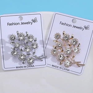 Élégant ensemble de broches bouquet de fleurs en cristal doré et argenté avec strass brillants
