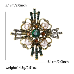 Baroque pearl brooch dimensions and weight detail with emerald green gemstone center