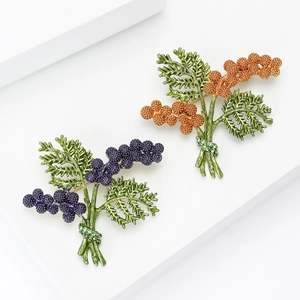 Korean Style Plant Berry Brooch Alloy Enamel Rhinestone Botanical Brooch Pin For Women Suit Accessories Jewelry Gift