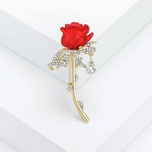 Vintage Alloy Red Rose Flower Brooch For Women Elegant Rhinestone Inlaid Pin Water Drop Pendant Fashion Jewelry Gift