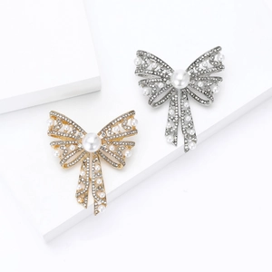 Elegant Alloy Bow Brooch With Faux Artificial Pearl And Rhinestones Vintage Korean Style Hollow Design Brooches For Women Wedding Party Jewelry