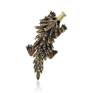 Vintage Alloy Rhinestone Pangolin Brooch For Men High Quality Animal Shape Breastpin Personality Fashion Jewelry Accessory Gift