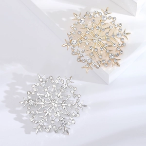 Broche Flocon de Neige Élégante pour Femmes Or Argent Alliage Strass Épinglette pour Hiver Noël Fête Mode Chemise Broche de Revers