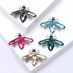 Mens fashion bee brooch pin with colorful rhinestones and insect wing details