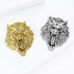 Vintage Alloy Wolf Head Brooch For Men Women Gothic Punk Style Animal Pin For Suit Coat Gold Silver Jewelry Gift