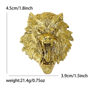 Golden lion head brooch for men suit with detailed dimensions 4.5cm and weight 21.4g