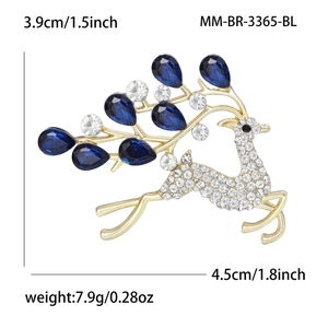 Broche cerf plaquée or exquise avec pierres gouttes bleu foncé et cristaux brillants