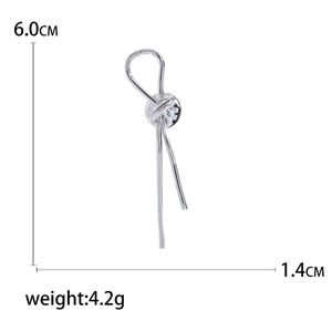 Minimalist silver knot brooch pin for sweaters and blazers with 6.0cm length dimension