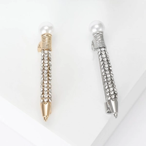 Vintage Pen Shaped Brooch Alloy Pin With Artificial Pearl Rhinestones Elegant Suit Accessories For Women Office Jewelry Gold Silver