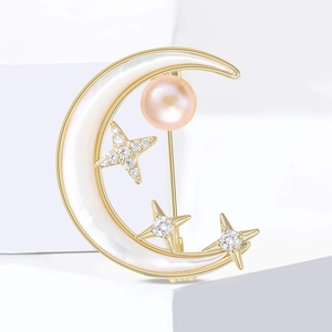 Broche élégante étoile et lune avec nacre et perle rose pour costume de luxe