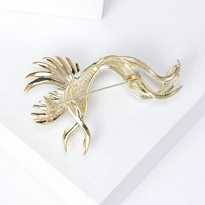Elegant golden phoenix bird brooch with enamel sandblasted finish for dresses