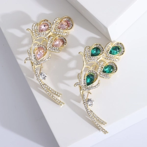 Vintage Calla Lily Alloy Brooch Pin For Women With Emerald Green Pink Crystal Rhinestones Elegant Fashion Suit Accessories