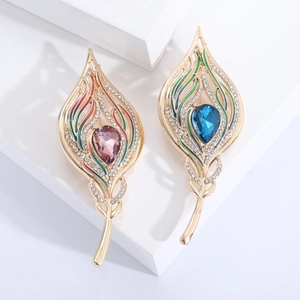 Vintage Gold Plated Alloy Feather Brooch With Water Drop Rhinestone Enamel For Women Dress Coat Banquet Party Accessory Jewelry