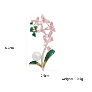 Broche orchidée rose avec feuilles vertes et perle, taille 6,2 cm x 2,9 cm et 10,5 g