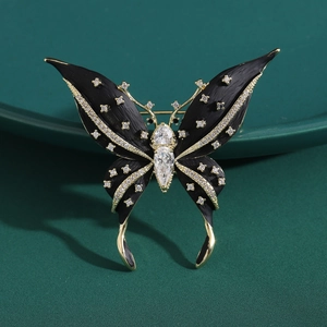 Elegante Spilla a Farfalla in Rame per Donna Smalto Nero Zirconia Micro-intarsiato Spilla da Bavero Accessori Abito Moda Vintage