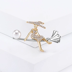 Modische Mädchen-Brosche aus Legierung mit Strass und weißer Perle auf Geometrie-Blöcken