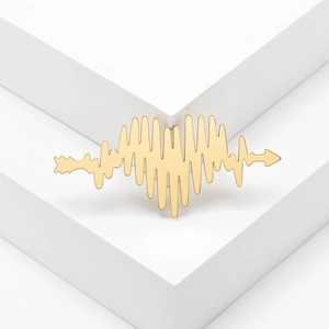 Spilla a Forma di Cuore e Freccia con Battito Cardiaco Lega EKG Spilla da Donna Oro Argento Gioielli di Moda Galvanici Accessorio per Camicia
